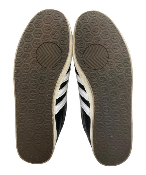 adidas（アディダス）adidas (アディダス) スニーカー ブラック×ホワイト サイズ:24の古着・服飾アイテム