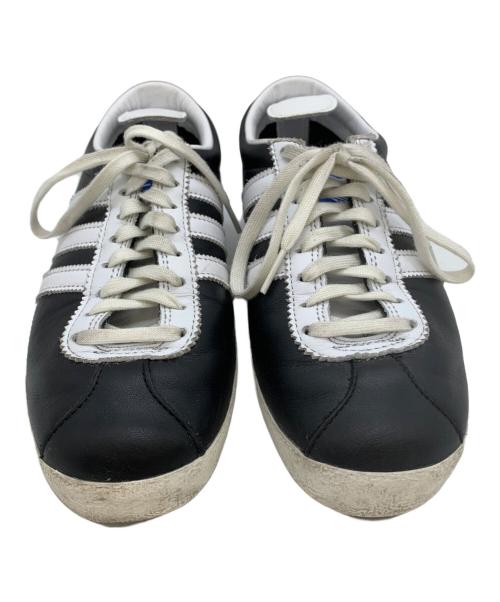 adidas（アディダス）adidas (アディダス) スニーカー ブラック×ホワイト サイズ:24の古着・服飾アイテム