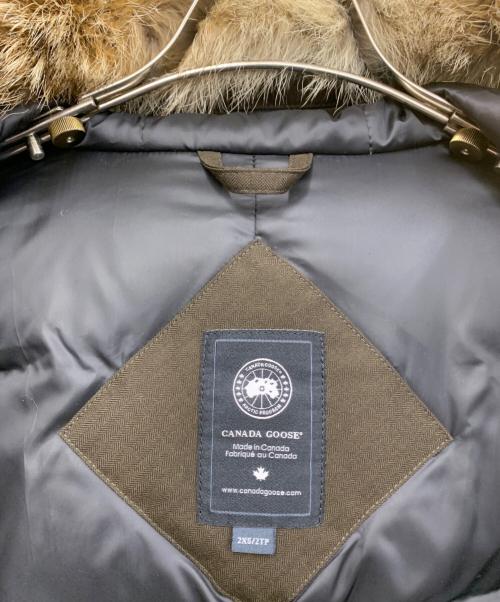 CANADA GOOSE（カナダグース）CANADA GOOSE (カナダグース) ダウンジャケット ブラウン サイズ:2XSの古着・服飾アイテム