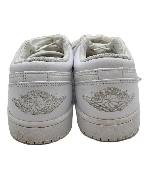 NIKE（ナイキ）NIKE (ナイキ) AIR JORDAN1 LOW ホワイト サイズ:25.5の古着・服飾アイテム