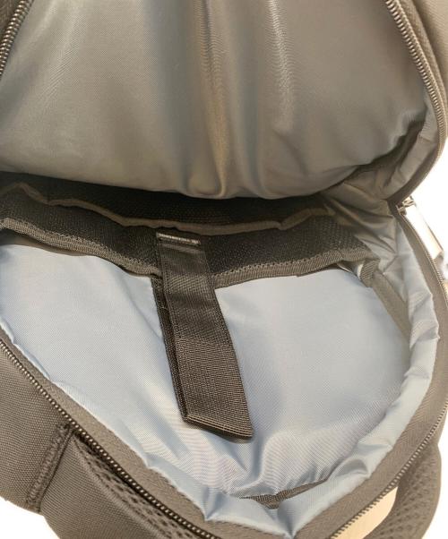 VICTORINOX（ビクトリノックス）VICTORINOX (ビクトリノックス) コンパクトバックパック ブラックの古着・服飾アイテム