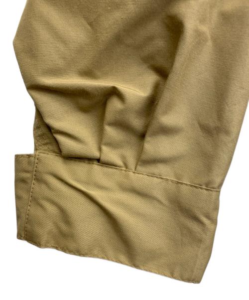 SIERRA DESIGNS（シエラデザインズ）SIERRA DESIGNS (シエラデザインズ) マウンテンパーカー ベージュ サイズ:Mの古着・服飾アイテム