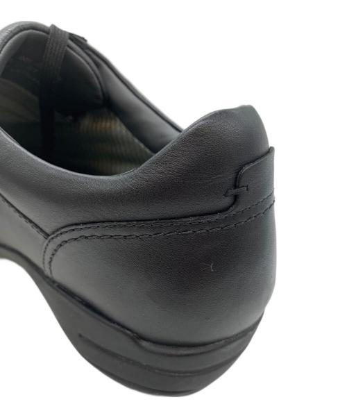 pedala（ペダラ）pedala (ペダラ) コンフォートカジュアルシューズ ブラック サイズ:28の古着・服飾アイテム