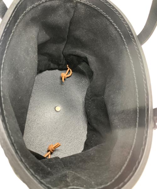 Herz（ヘルツ）Herz (ヘルツ) バケツハンドバッグ ブラックの古着・服飾アイテム