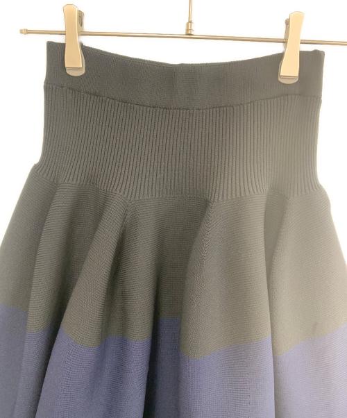 CFCL（シーエフシーエル）CFCL (シーエフシーエル) ニットスカート ネイビー×ブラック サイズ:1の古着・服飾アイテム