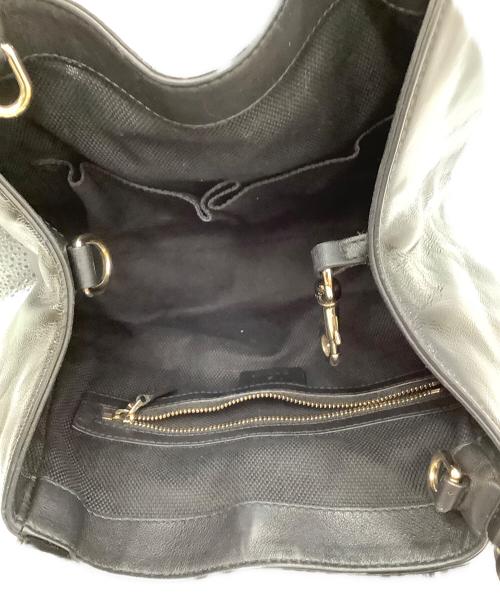 GUCCI（グッチ）GUCCI (グッチ) ショルダーバッグ エナメルブラックの古着・服飾アイテム