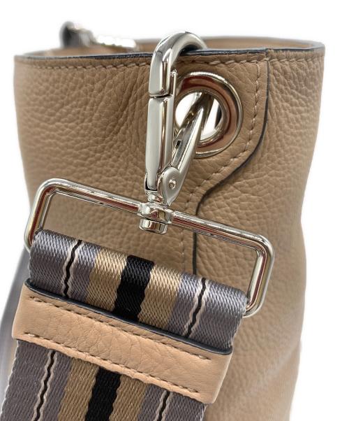 PRADA（プラダ）PRADA (プラダ) ショルダーバッグ ベージュ×グレーの古着・服飾アイテム