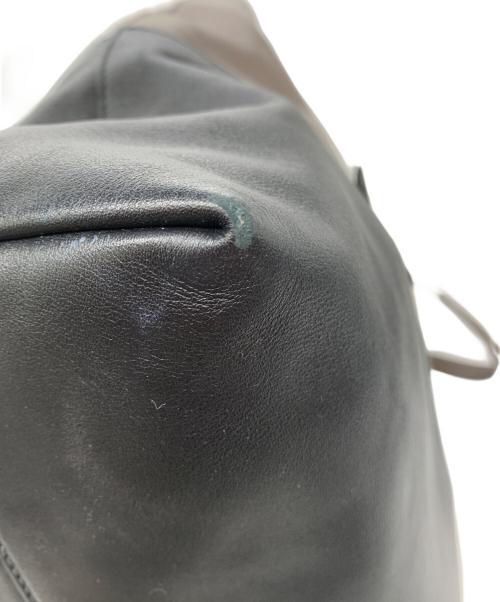 MIU MIU（ミュウミュウ）MIU MIU (ミュウミュウ) レザートートバッグ ブラウン×ブラックの古着・服飾アイテム