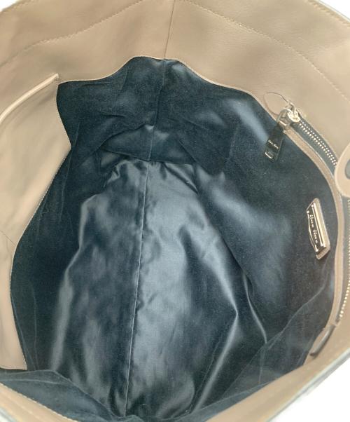 MIU MIU（ミュウミュウ）MIU MIU (ミュウミュウ) レザートートバッグ ブラウン×ブラックの古着・服飾アイテム