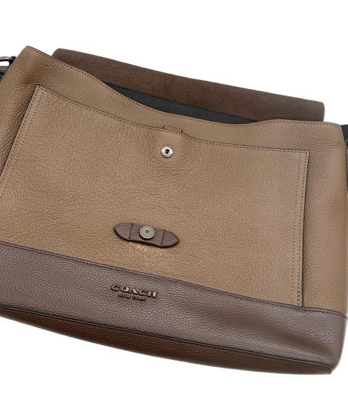 COACH（コーチ）COACH (コーチ) メッセンジャーバッグ ブラウンの古着・服飾アイテム