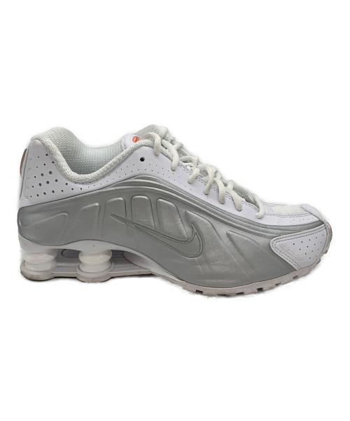 NIKE（ナイキ）NIKE (ナイキ) SHOX R4 ホワイト サイズ:25の古着・服飾アイテム