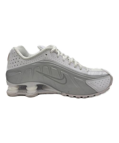 NIKE（ナイキ）NIKE (ナイキ) SHOX R4 ホワイト サイズ:25の古着・服飾アイテム