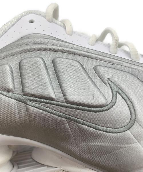 NIKE（ナイキ）NIKE (ナイキ) SHOX R4 ホワイト サイズ:25の古着・服飾アイテム