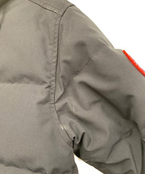 CANADA GOOSE（カナダグース）CANADA GOOSE (カナダグース) ダウンジャケット ネイビー サイズ:Mの古着・服飾アイテム