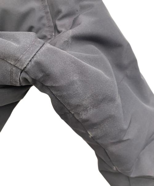 CANADA GOOSE（カナダグース）CANADA GOOSE (カナダグース) ダウンジャケット ネイビー サイズ:Mの古着・服飾アイテム