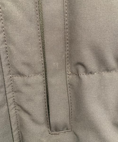 CANADA GOOSE（カナダグース）CANADA GOOSE (カナダグース) ダウンジャケット ネイビー サイズ:Mの古着・服飾アイテム