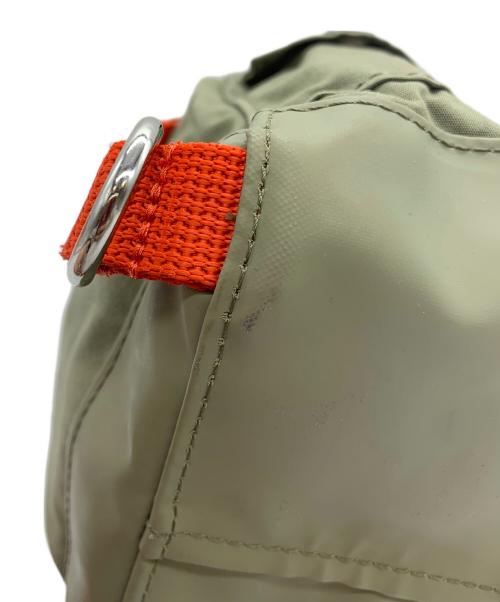 Acne studios（アクネ ストゥディオス）Acne studios (アクネ ストゥディオス) FJALLRAVEN (フェールラーベン) ショルダーバッグ オリーブ×ピンクの古着・服飾アイテム