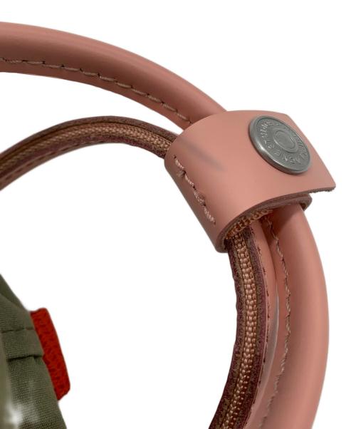 Acne studios（アクネ ストゥディオス）Acne studios (アクネ ストゥディオス) FJALLRAVEN (フェールラーベン) ショルダーバッグ オリーブ×ピンクの古着・服飾アイテム