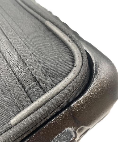 RIMOWA（リモワ）RIMOWA (リモワ) キャリーバッグ ブラックの古着・服飾アイテム
