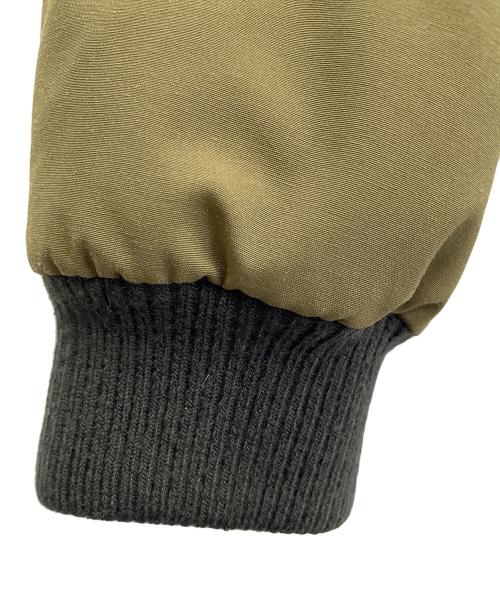 CANADA GOOSE（カナダグース）CANADA GOOSE (カナダグース) LABRADOR BOMBER オリーブ サイズ:Sの古着・服飾アイテム