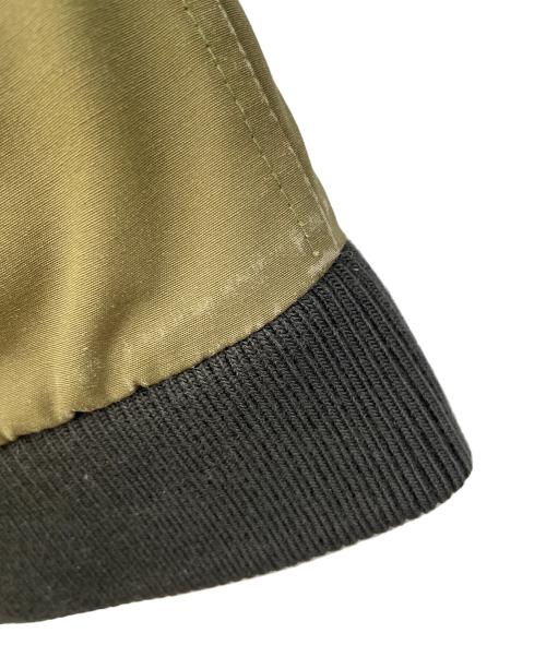 CANADA GOOSE（カナダグース）CANADA GOOSE (カナダグース) LABRADOR BOMBER オリーブ サイズ:Sの古着・服飾アイテム