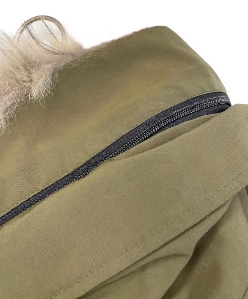 CANADA GOOSE（カナダグース）CANADA GOOSE (カナダグース) LABRADOR BOMBER オリーブ サイズ:Sの古着・服飾アイテム