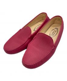 TOD'S（トッズ）の古着「ドライビングシューズ」｜ピンク