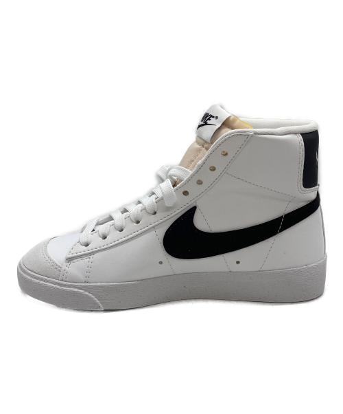 NIKE（ナイキ）NIKE (ナイキ) スニーカー ホワイト×ブラック サイズ:22の古着・服飾アイテム