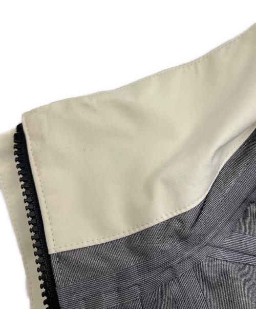 HELLY HANSEN（ヘリーハンセン）HELLY HANSEN (ヘリーハンセン) ジャケット ホワイト サイズ:Lの古着・服飾アイテム