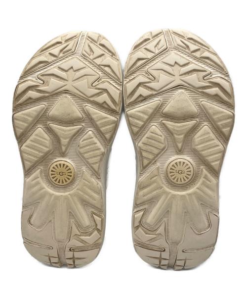 UGG（アグ）UGG (アグ) CA805 V2 ホワイト サイズ:23の古着・服飾アイテム