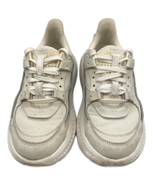 UGG（アグ）UGG (アグ) CA805 V2 ホワイト サイズ:23の古着・服飾アイテム