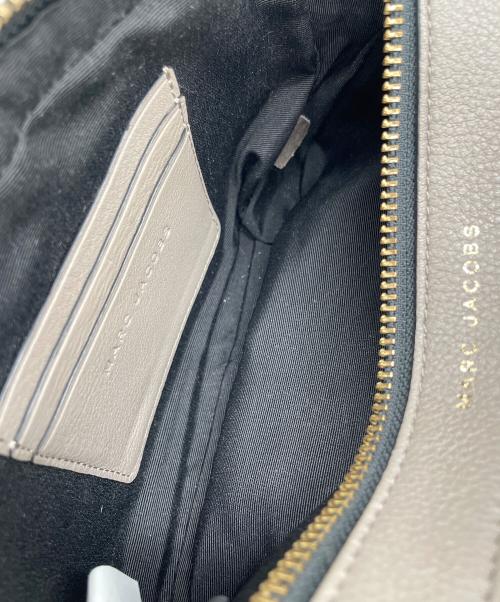MARC JACOBS（マークジェイコブス）MARC JACOBS (マークジェイコブス) ショルダーバッグ ベージュの古着・服飾アイテム