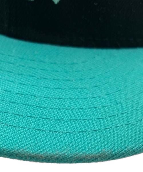 New Era（ニューエラ）New Era (ニューエラ) 59FIFTY SIDE PACH 2-TONE UNDER VISOR ブラック×ターコイズの古着・服飾アイテム
