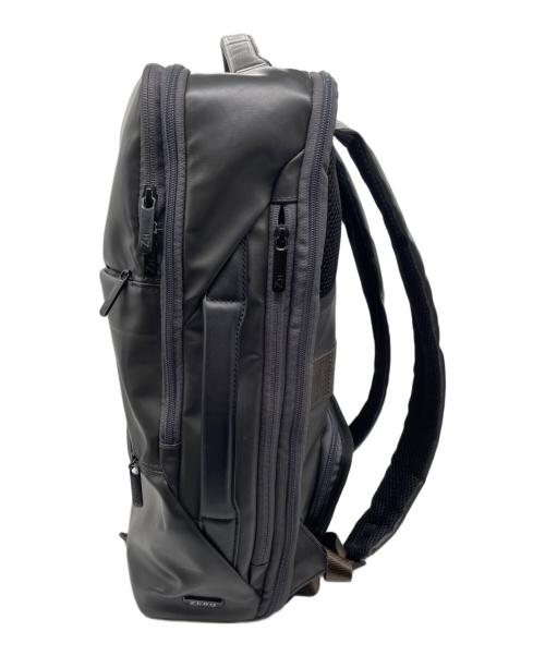 ZERO HALLIBURTON（ゼロ ハリバートン）ZERO HALLIBURTON (ゼロ ハリバートン) Z PACK type-C Laminated Backpack ブラックの古着・服飾アイテム