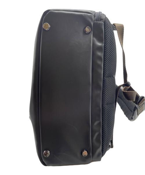 ZERO HALLIBURTON（ゼロ ハリバートン）ZERO HALLIBURTON (ゼロ ハリバートン) Z PACK type-C Laminated Backpack ブラックの古着・服飾アイテム