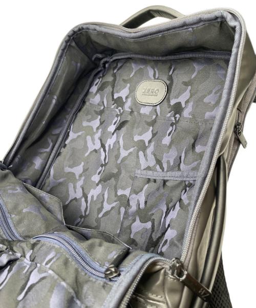 ZERO HALLIBURTON（ゼロ ハリバートン）ZERO HALLIBURTON (ゼロ ハリバートン) Z PACK type-C Laminated Backpack ブラックの古着・服飾アイテム