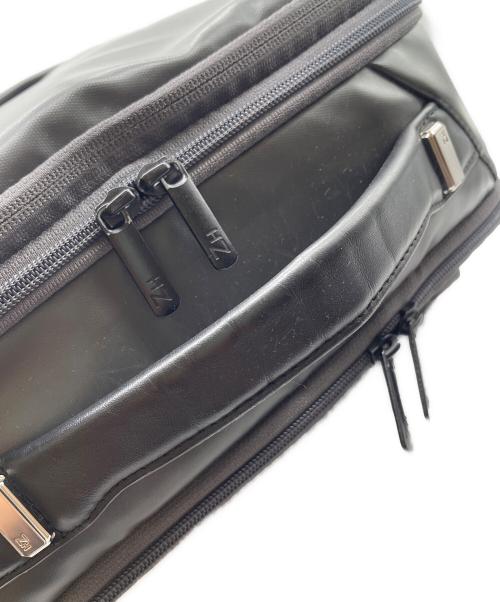 ZERO HALLIBURTON（ゼロ ハリバートン）ZERO HALLIBURTON (ゼロ ハリバートン) Z PACK type-C Laminated Backpack ブラックの古着・服飾アイテム