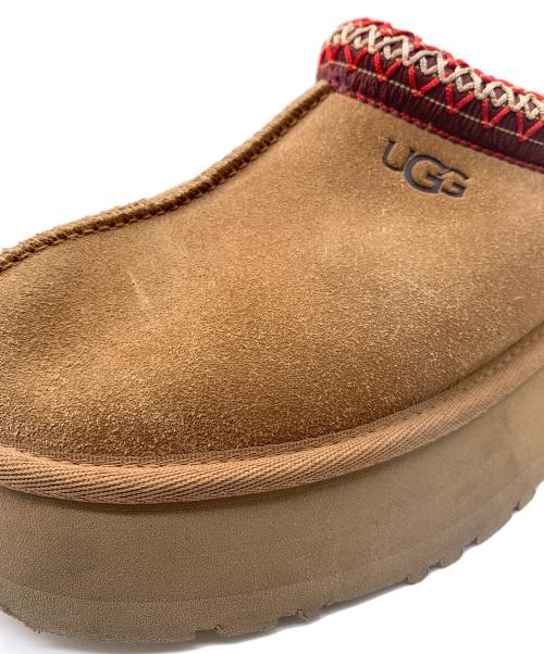 UGG（アグ）UGG (アグ) シューズ ベージュ サイズ:23の古着・服飾アイテム