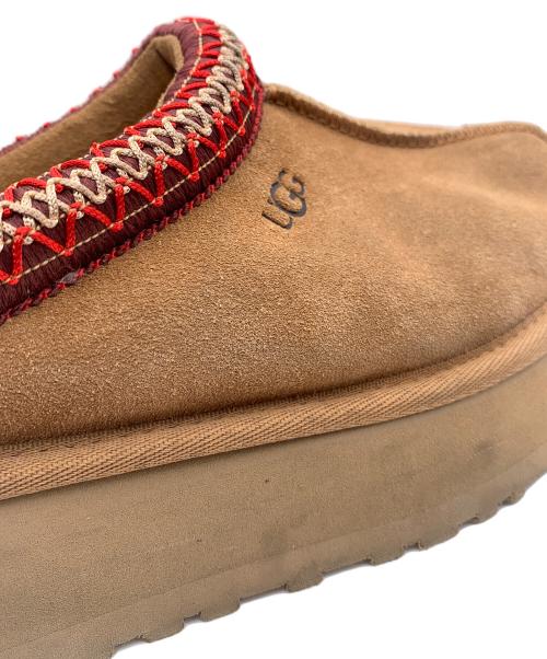 UGG（アグ）UGG (アグ) シューズ ベージュ サイズ:23の古着・服飾アイテム