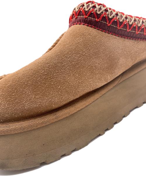 UGG（アグ）UGG (アグ) シューズ ベージュ サイズ:23の古着・服飾アイテム