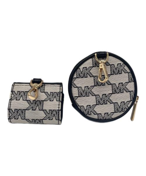 MICHAEL KORS（マイケルコース）MICHAEL KORS (マイケルコース) ショルダーバッグ ホワイト×ブラックの古着・服飾アイテム