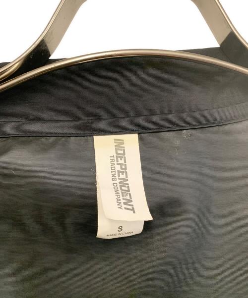 INDEPENDENT（インディペンデント）INDEPENDENT (インディペンデント) コーチジャケット ブラック サイズ:Sの古着・服飾アイテム