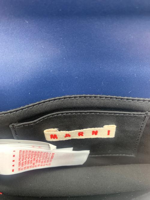 MARNI（マルニ）MARNI (マルニ) クロスボディバッグ レッド×ネイビーの古着・服飾アイテム