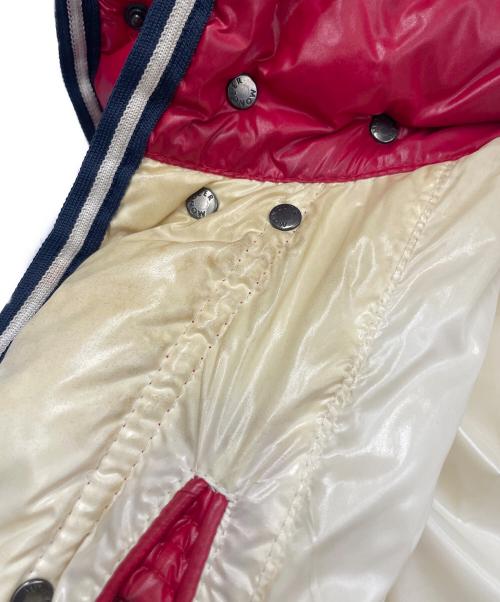 MONCLER（モンクレール）MONCLER (モンクレール) ダウンジャケット レッド サイズ:1の古着・服飾アイテム