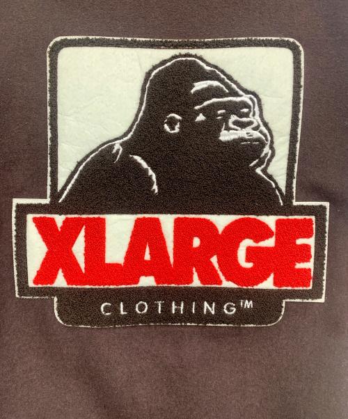 X-LARGE（エクストララージ）X-LARGE (エクストララージ) OG ロゴ バーシティ ジャケット ベージュ×ブラウン サイズ:XLの古着・服飾アイテム