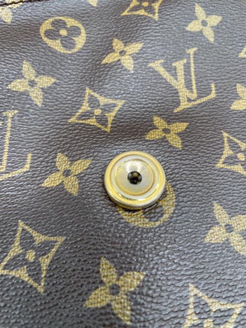 LOUIS VUITTON（ルイ ヴィトン）LOUIS VUITTON (ルイ ヴィトン) ショルダーバッグ ブラウンの古着・服飾アイテム
