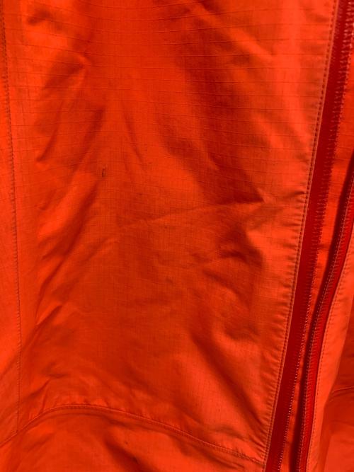 ARC'TERYX（アークテリクス）ARC'TERYX (アークテリクス) ナイロンジャケット オレンジ サイズ:Lの古着・服飾アイテム