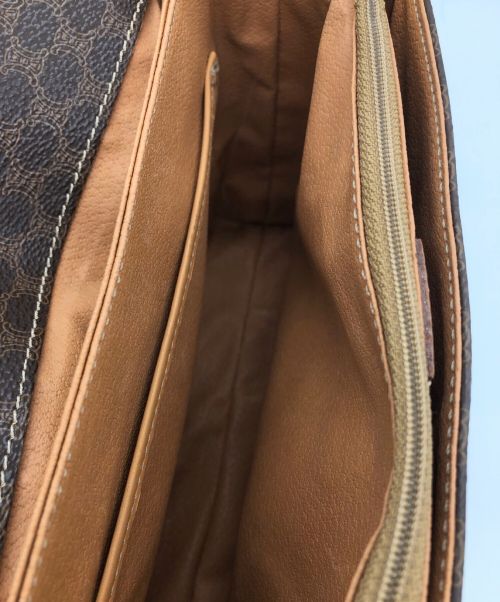 CELINE（セリーヌ）CELINE (セリーヌ) ショルダーバッグ ブラウンの古着・服飾アイテム