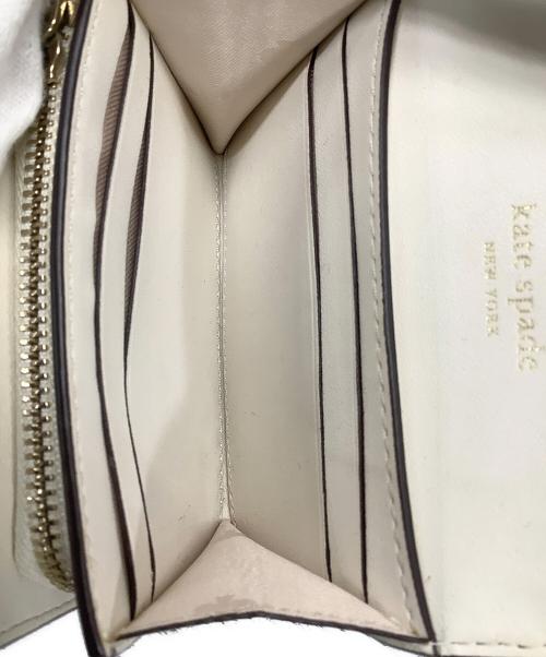 Kate Spade（ケイトスペード）Kate Spade (ケイトスペード) GEMMA SMALL FLAP WALLET2つ折り財布(ジェマスモール) グリーンの古着・服飾アイテム
