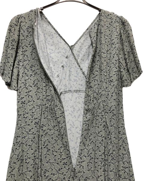 FRAY ID（フレイ アイディー）FRAY ID (フレイ アイディー) カシュクールプリントフレアワンピ グレー サイズ:1の古着・服飾アイテム